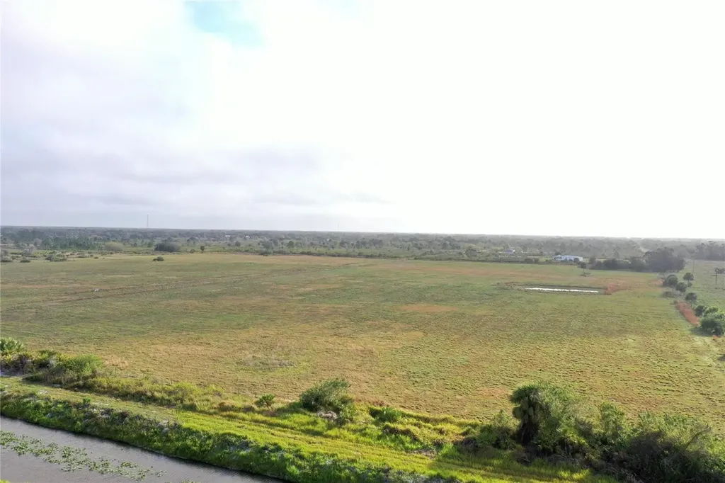 18025 NW 260th Street Okeechobee FL 34972