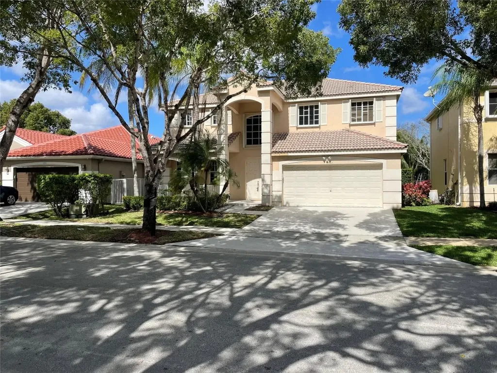 4327 Fox Ridge Drive Weston FL 33331