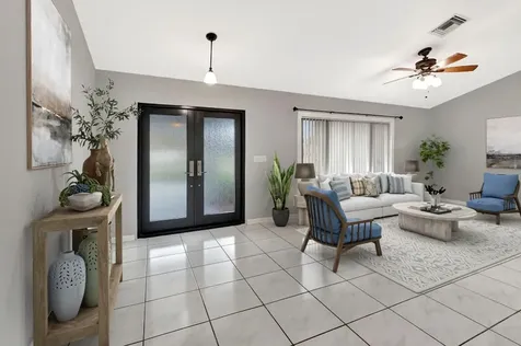 6028 Sunberry Circle Boynton Beach FL 33437