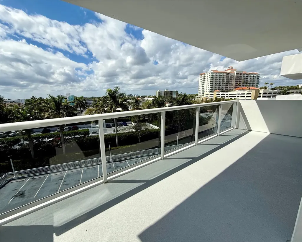 2841 N Ocean Boulevard Fort Lauderdale FL 33308