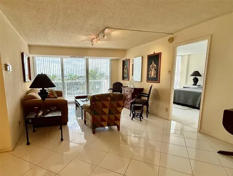2841 N Ocean Boulevard Fort Lauderdale FL 33308