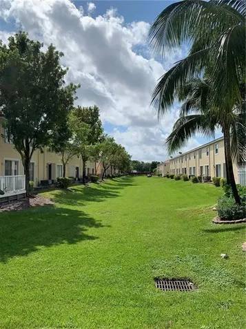 6300 Landings Way Tamarac FL 33321