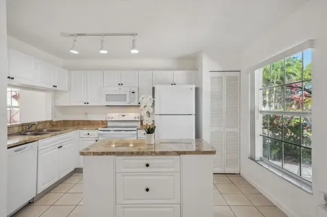 10845 NW 46th Drive Coral Springs FL 33076