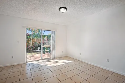 10845 NW 46th Drive Coral Springs FL 33076