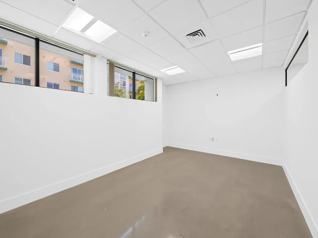 707 NE 3rd Avenue Fort Lauderdale FL 33304