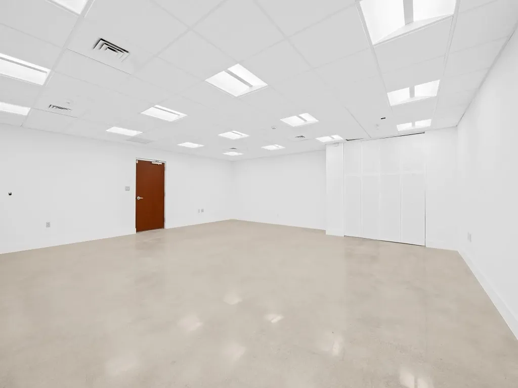 707 NE 3rd Avenue Fort Lauderdale FL 33304