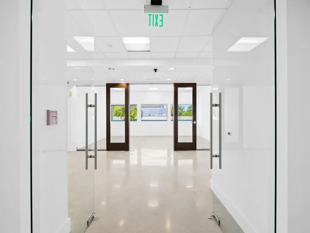 707 NE 3rd Avenue Fort Lauderdale FL 33304