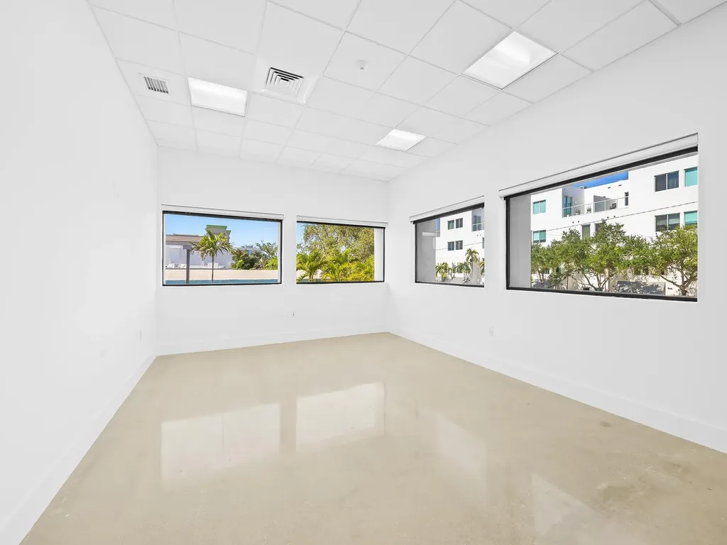 707 NE 3rd Avenue Fort Lauderdale FL 33304