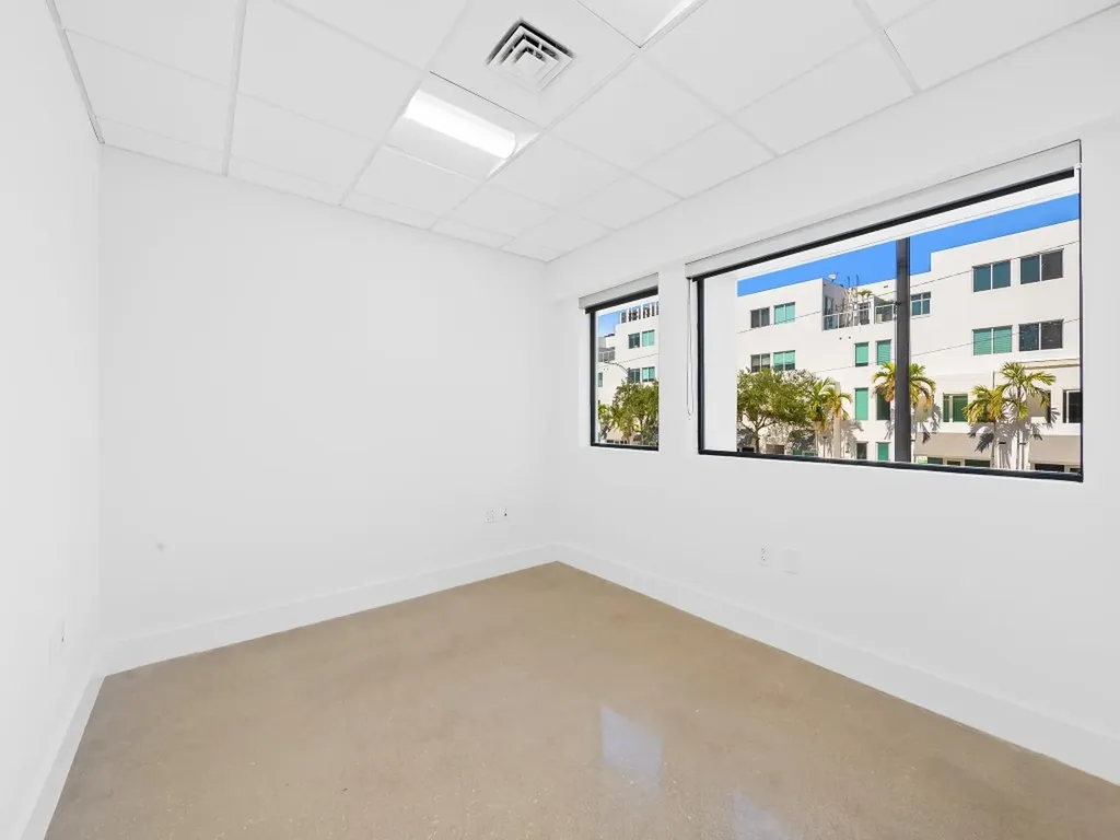 707 NE 3rd Avenue Fort Lauderdale FL 33304