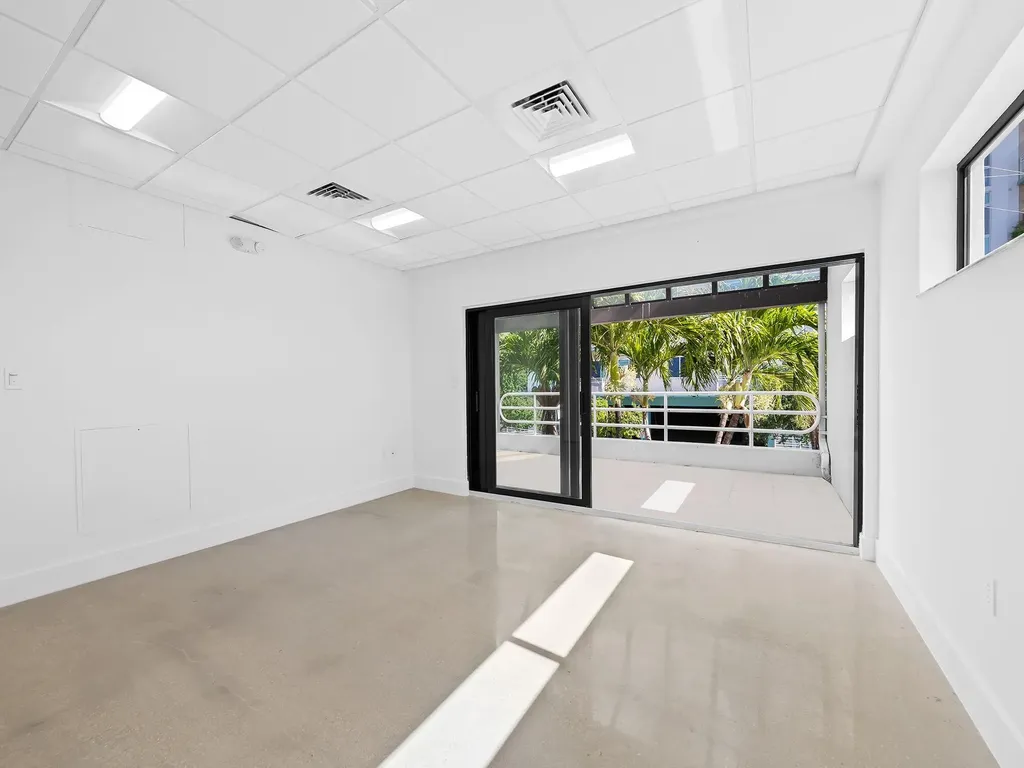 707 NE 3rd Avenue Fort Lauderdale FL 33304