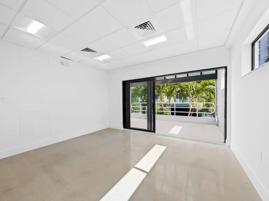 707 NE 3rd Avenue Fort Lauderdale FL 33304