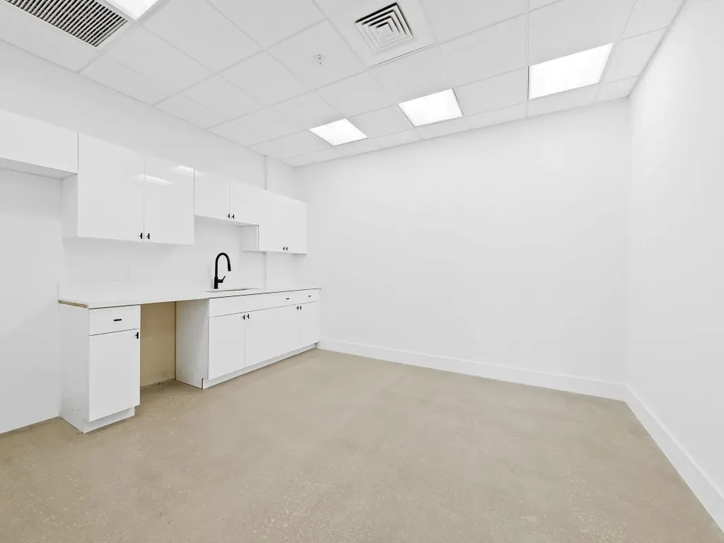 707 NE 3rd Avenue Fort Lauderdale FL 33304