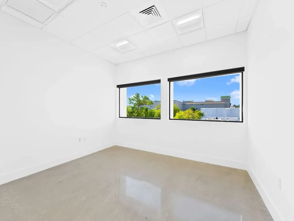 707 NE 3rd Avenue Fort Lauderdale FL 33304