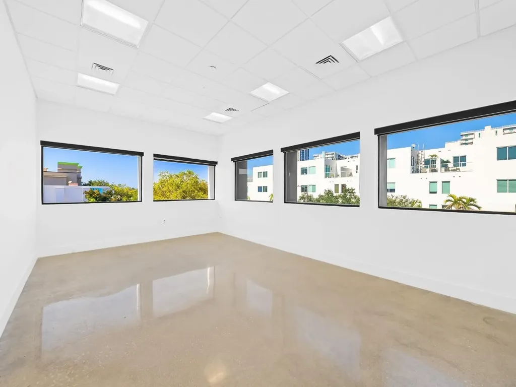 707 NE 3rd Avenue Fort Lauderdale FL 33304