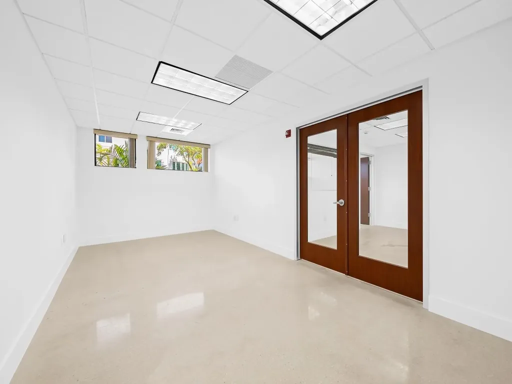 707 NE 3rd Avenue Fort Lauderdale FL 33304
