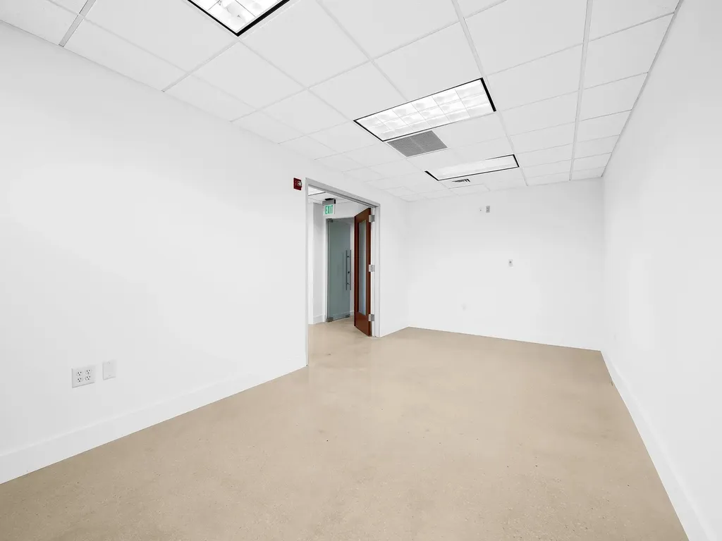 707 NE 3rd Avenue Fort Lauderdale FL 33304
