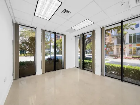 707 NE 3rd Avenue Fort Lauderdale FL 33304