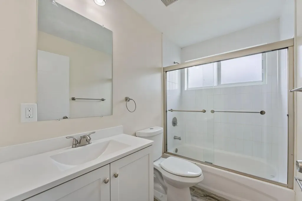 4620 NE 18 Avenue Pompano Beach FL 33064