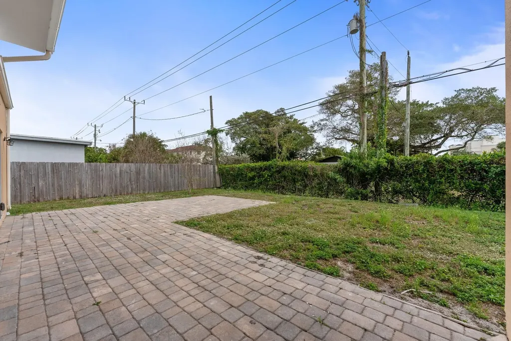 4620 NE 18 Avenue Pompano Beach FL 33064