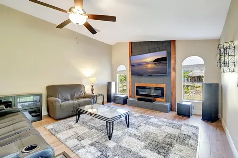 18725 W Sycamore Loxahatchee FL 33470