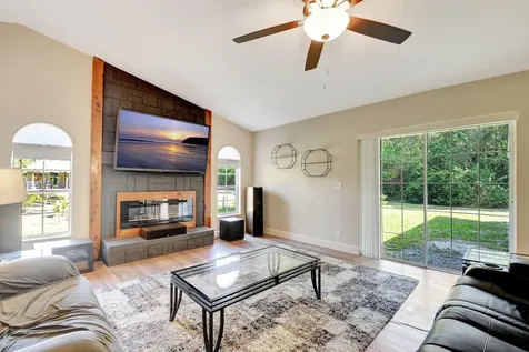 18725 W Sycamore Loxahatchee FL 33470