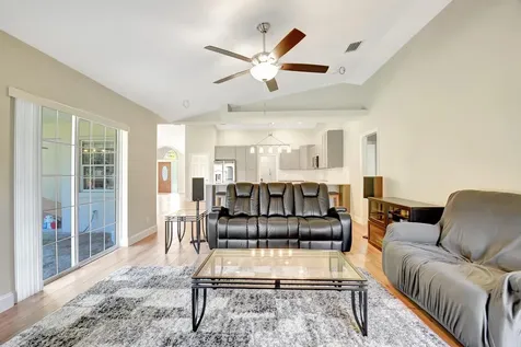 18725 W Sycamore Loxahatchee FL 33470