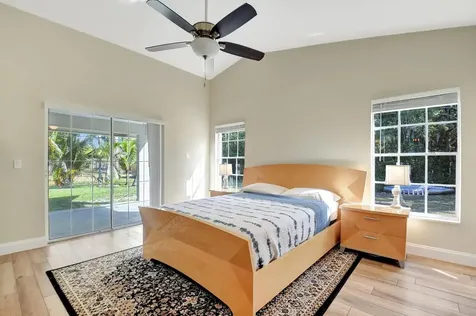 18725 W Sycamore Loxahatchee FL 33470
