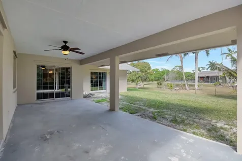 18725 W Sycamore Loxahatchee FL 33470
