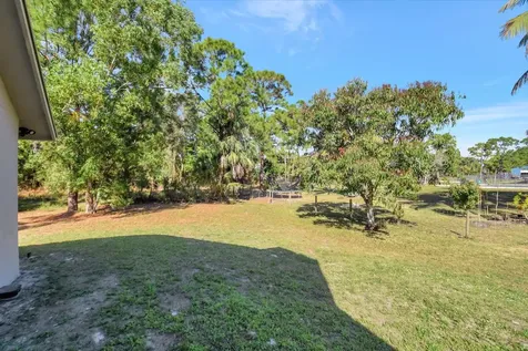 18725 W Sycamore Loxahatchee FL 33470