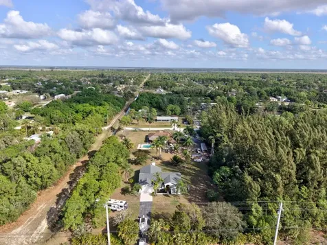 18725 W Sycamore Loxahatchee FL 33470