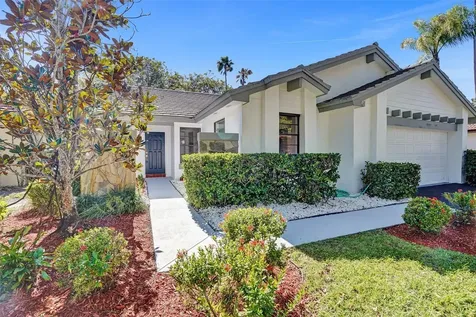 2183 Montpeliar Weston FL 33326
