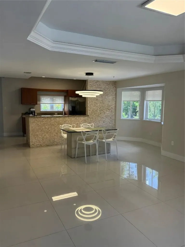 2710 NE 184th Terrace Aventura FL 33160