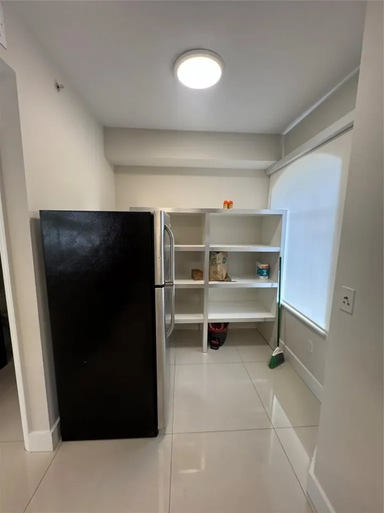 2710 NE 184th Terrace Aventura FL 33160