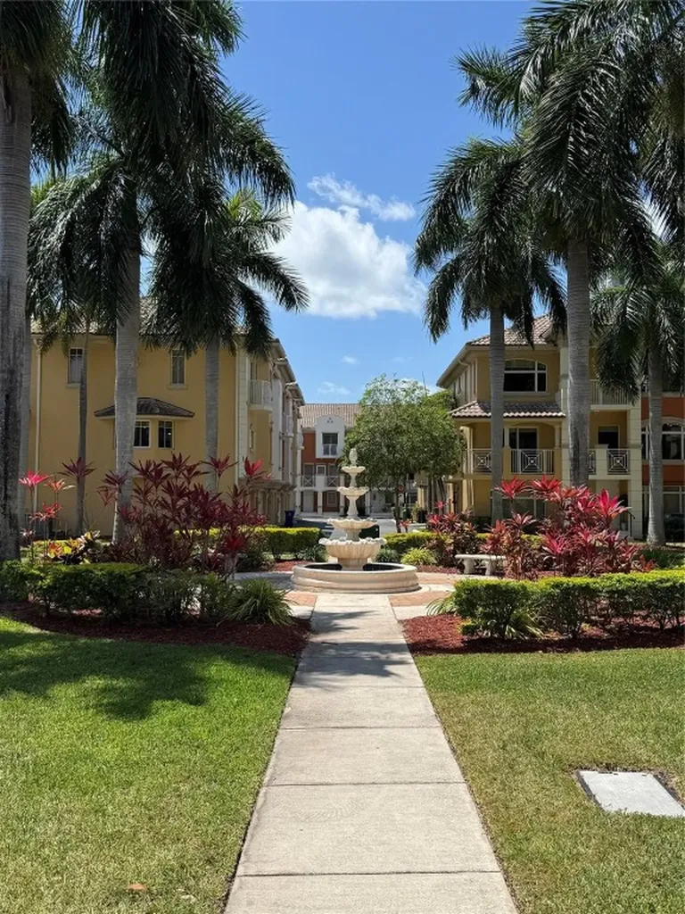 2710 NE 184th Terrace Aventura FL 33160