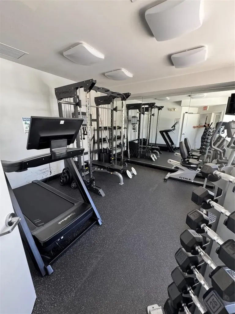 2710 NE 184th Terrace Aventura FL 33160
