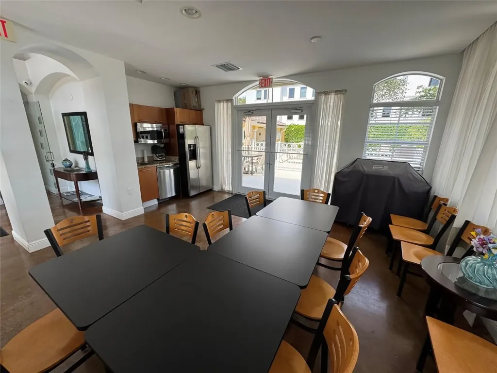 2710 NE 184th Terrace Aventura FL 33160