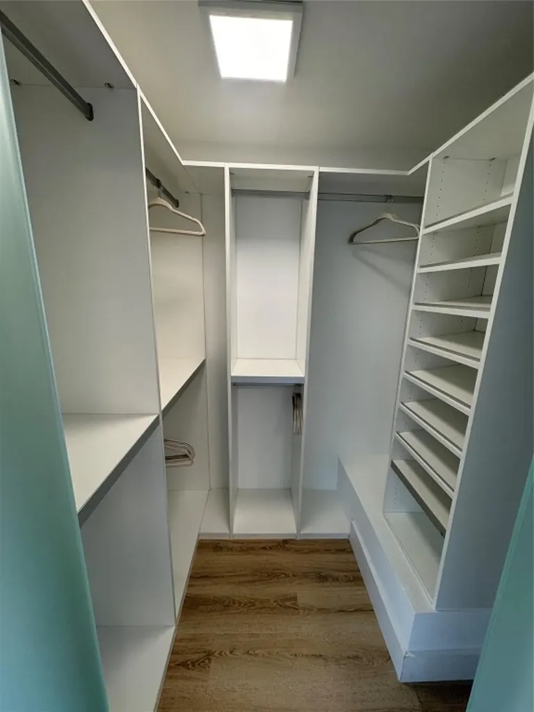 2710 NE 184th Terrace Aventura FL 33160