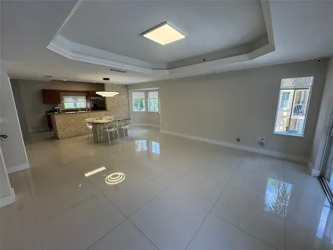 2710 NE 184th Terrace Aventura FL 33160