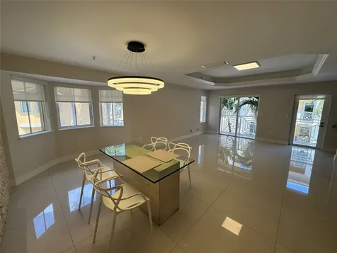 2710 NE 184th Terrace Aventura FL 33160