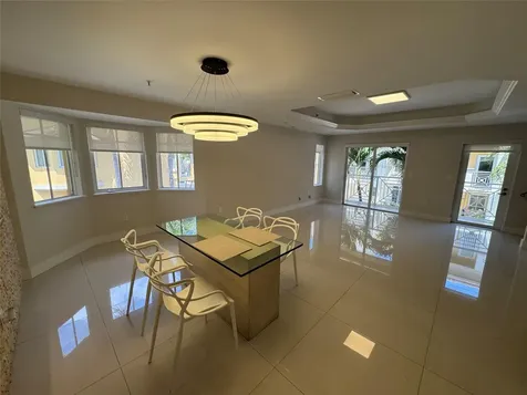 2710 NE 184th Terrace Aventura FL 33160