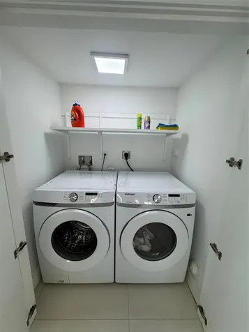 2710 NE 184th Terrace Aventura FL 33160
