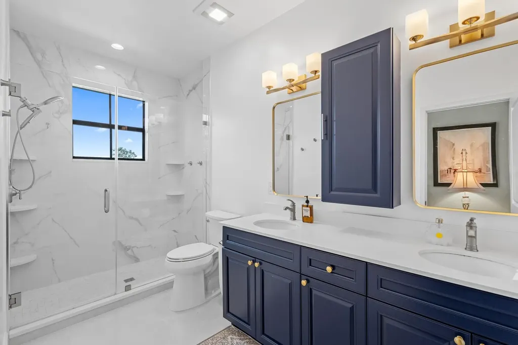 5715 NW 47th Avenue Tamarac FL 33319