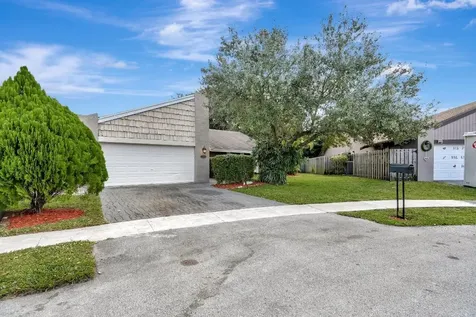 7801 NW 5th Place Plantation FL 33324