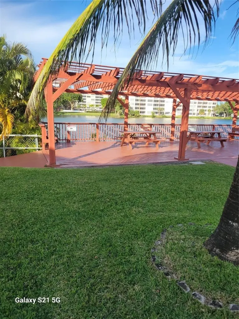 1619 NE Miami Gardens Drive North Miami Beach FL 33179