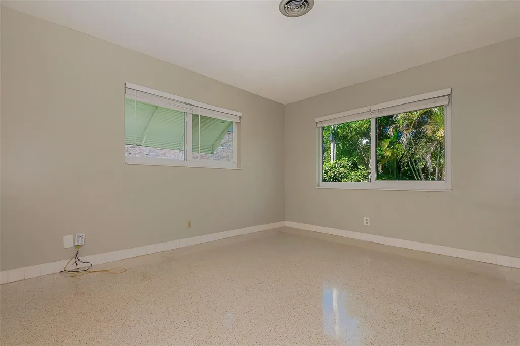 321 SE 1st Avenue Pompano Beach FL 33060