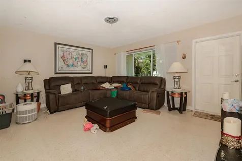 321 SE 1st Avenue Pompano Beach FL 33060