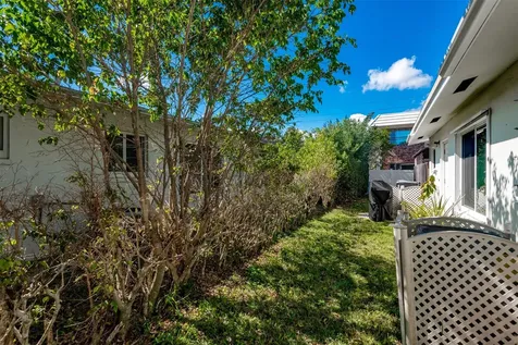 321 SE 1st Avenue Pompano Beach FL 33060