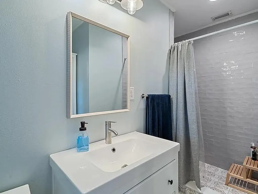 400 45th Street West Palm Beach FL 33407