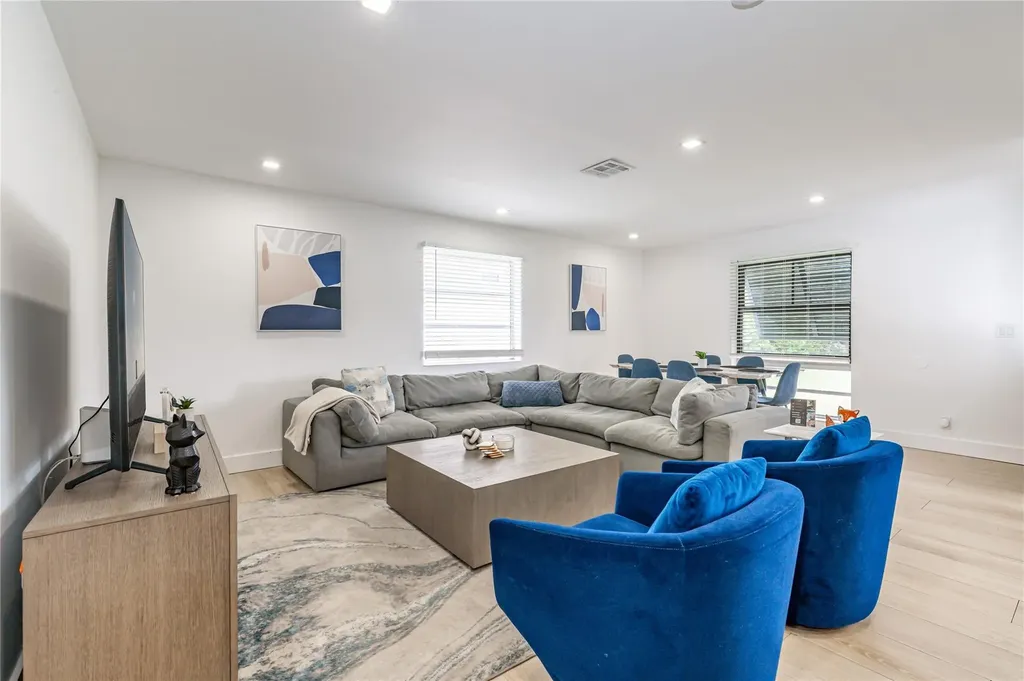 825 SW 14th Street Fort Lauderdale FL 33315