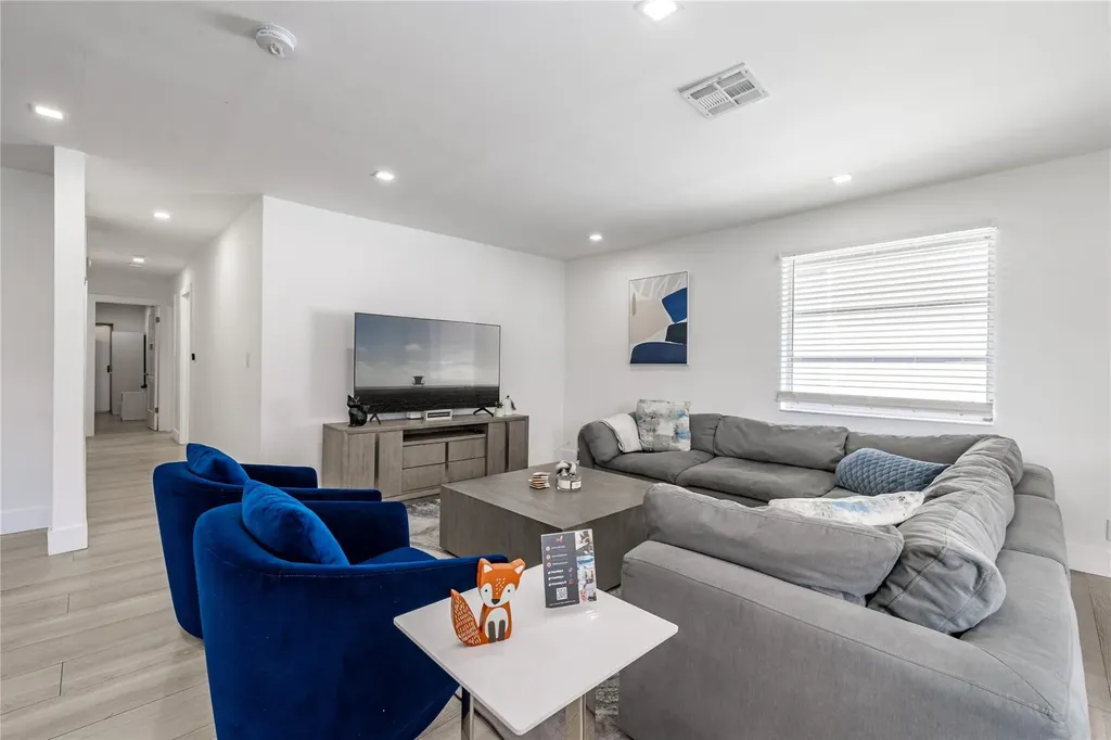 825 SW 14th Street Fort Lauderdale FL 33315